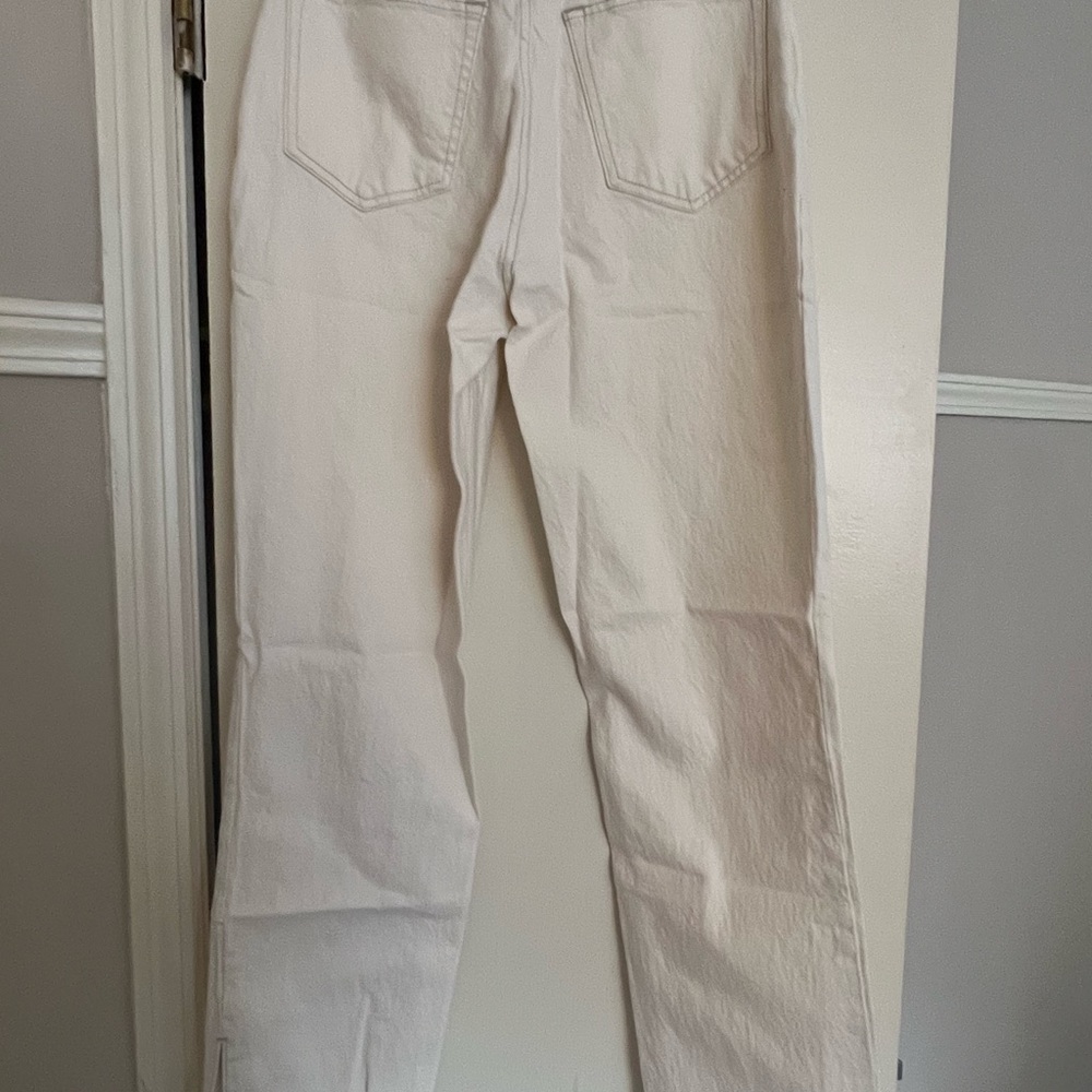 Abercrombie 90’s Ultra High Rise Straight White NWT